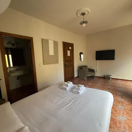 Bedmates Centro Hotel 2*