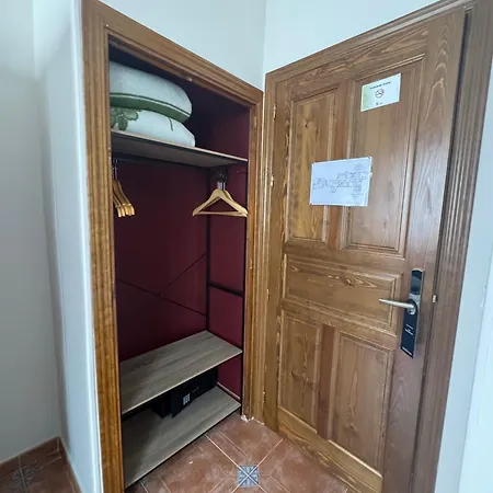 Hotel Bedmates Centro 2*