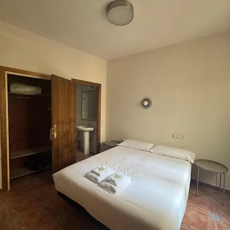 Hotel Bedmates Centro Avila