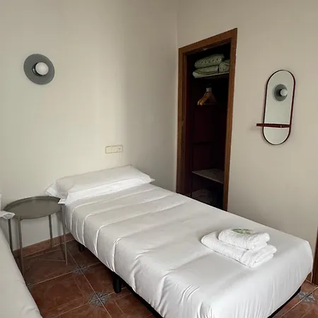 Bedmates Centro Avila