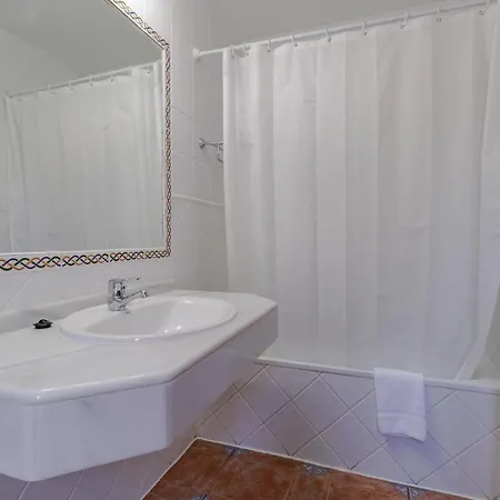 Bedmates Centro Отель 2*