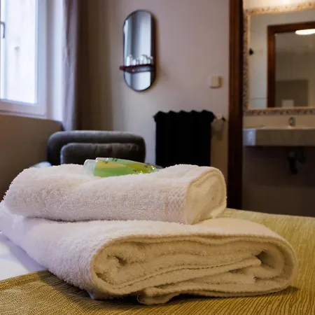 Bedmates Centro Ávila