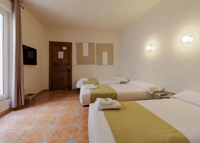 Bedmates Centro Ávila